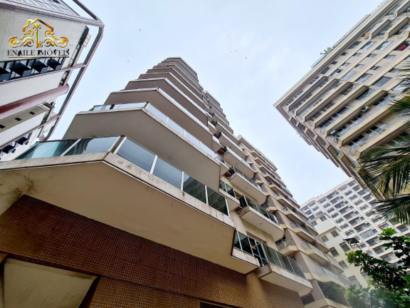 Imagem Apartamento com 4 Quartos à Venda, 185 m² em Copacabana - Rio De Janeiro Imagem Apartamento com 4 Quartos à Venda, 185 m² em Copacabana - Rio De Janeiro