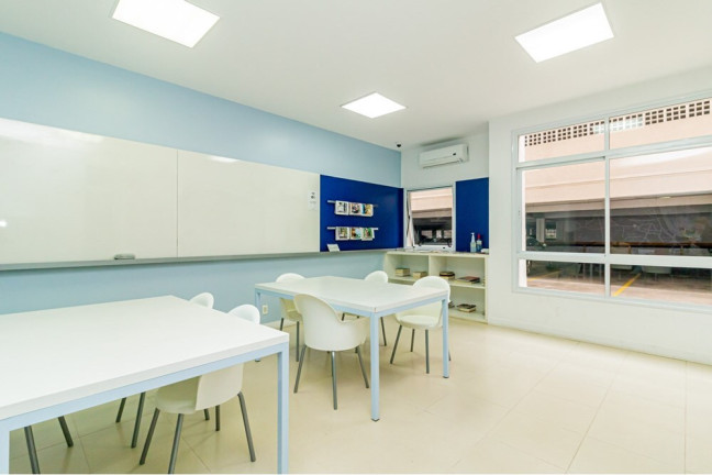 Imagem Apartamento com 3 Quartos à Venda, 74 m² em Passo Da Areia - Porto Alegre Imagem Apartamento com 3 Quartos à Venda, 74 m² em Passo Da Areia - Porto Alegre