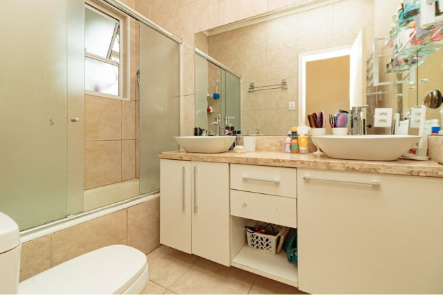 Imagem Apartamento com 3 Quartos à Venda, 117 m² em Petrópolis - Porto Alegre Imagem Apartamento com 3 Quartos à Venda, 117 m² em Petrópolis - Porto Alegre