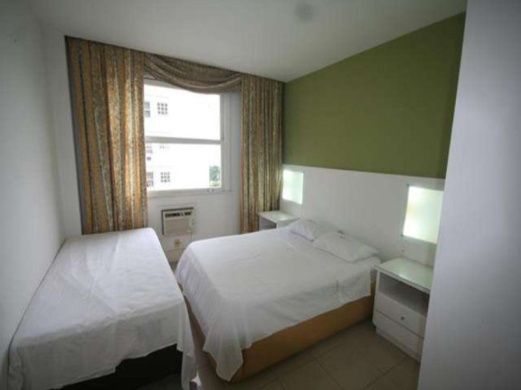 Imagem Apartamento com 3 Quartos para Temporada, 200 m² em Copacabana - Rio De Janeiro