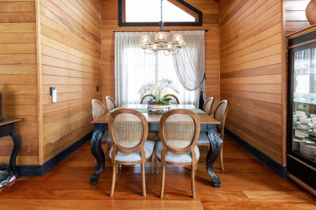 Imagem Casa com 4 Quartos à Venda, 297 m² em Rancho Queimado Imagem Casa com 4 Quartos à Venda, 297 m² em Rancho Queimado