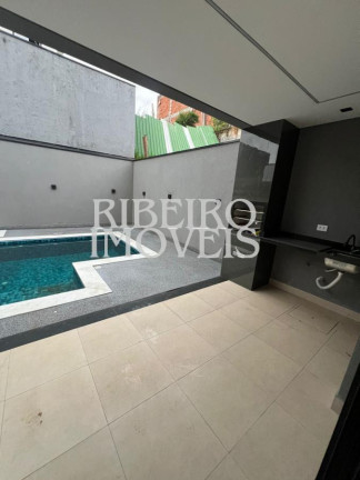 Imagem Casa com 3 Quartos à Venda, 115 m² em Chácara Jaguari (fazendinha) - Santana De Parnaíba Imagem Casa com 3 Quartos à Venda, 115 m² em Chácara Jaguari (fazendinha) - Santana De Parnaíba