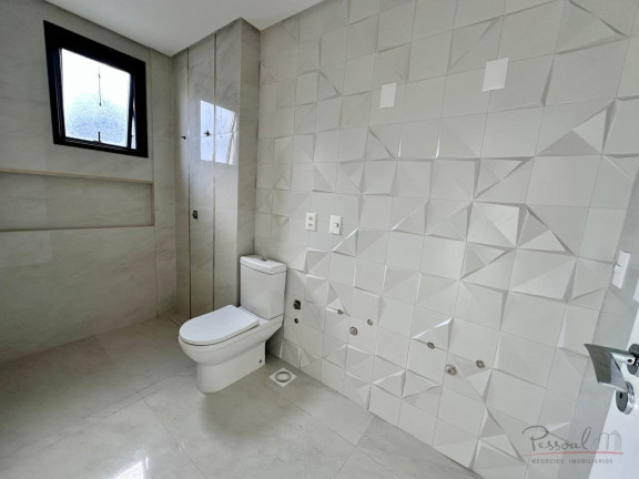 Imagem Apartamento com 3 Quartos à Venda, em Jurerê - Florianópolis Imagem Apartamento com 3 Quartos à Venda, em Jurerê - Florianópolis