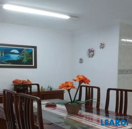 Imagem Sobrado com 3 Quartos à Venda, 256 m² em Campestre - Santo André Imagem Sobrado com 3 Quartos à Venda, 256 m² em Campestre - Santo André