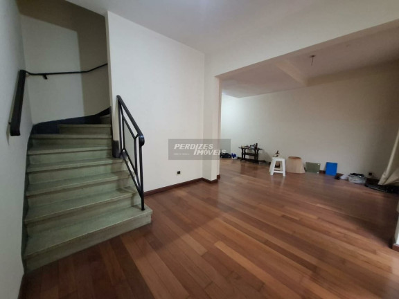 Imagem Casa com 3 Quartos para Alugar, 225 m² em Itaim Bibi - São Paulo Imagem Casa com 3 Quartos para Alugar, 225 m² em Itaim Bibi - São Paulo