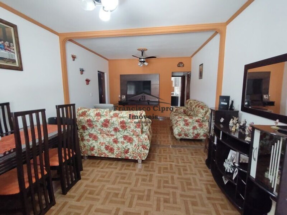 Imagem Casa com 3 Quartos à Venda, 194 m² em Jardim Aeroporto - Guaratinguetá Imagem Casa com 3 Quartos à Venda, 194 m² em Jardim Aeroporto - Guaratinguetá