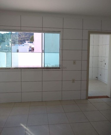 Imagem Sobrado com 3 Quartos à Venda, 130 m² em Ariribá - Balneário Camboriú Imagem Sobrado com 3 Quartos à Venda, 130 m² em Ariribá - Balneário Camboriú