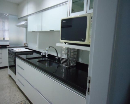 Imagem Apartamento com 3 Quartos à Venda, 140 m² em Pitangueiras - Guarujá