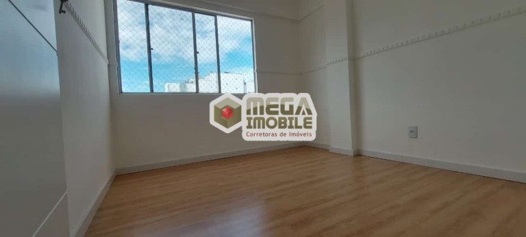 Imagem Apartamento com 3 Quartos à Venda, 70 m² em Centro - Florianópolis Imagem Apartamento com 3 Quartos à Venda, 70 m² em Centro - Florianópolis