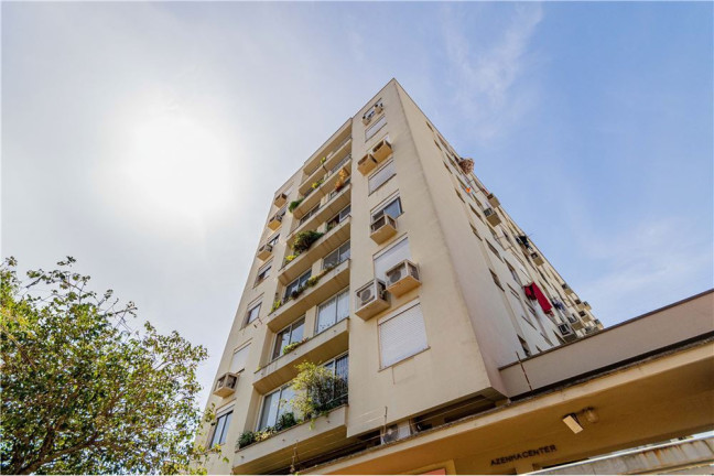 Imagem Imóvel com 3 Quartos à Venda, em Menino Deus - Porto Alegre Imagem Imóvel com 3 Quartos à Venda, em Menino Deus - Porto Alegre