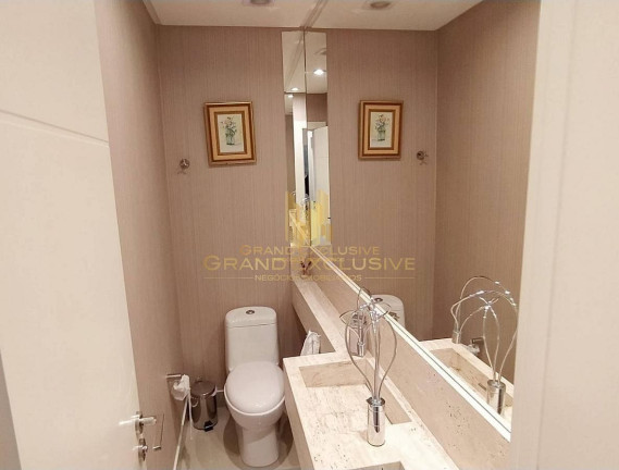 Imagem Apartamento com 3 Quartos à Venda, 130 m² em Centro - Balneário Camboriú Imagem Apartamento com 3 Quartos à Venda, 130 m² em Centro - Balneário Camboriú