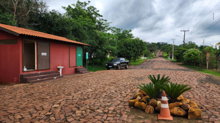 Imagem Chácara com 2 Quartos à Venda, 10.001 m² em Centro - Ibiporã