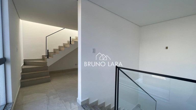 Imagem Casa com 3 Quartos à Venda, 196 m² em Guaruja Mansões - Betim Imagem Casa com 3 Quartos à Venda, 196 m² em Guaruja Mansões - Betim