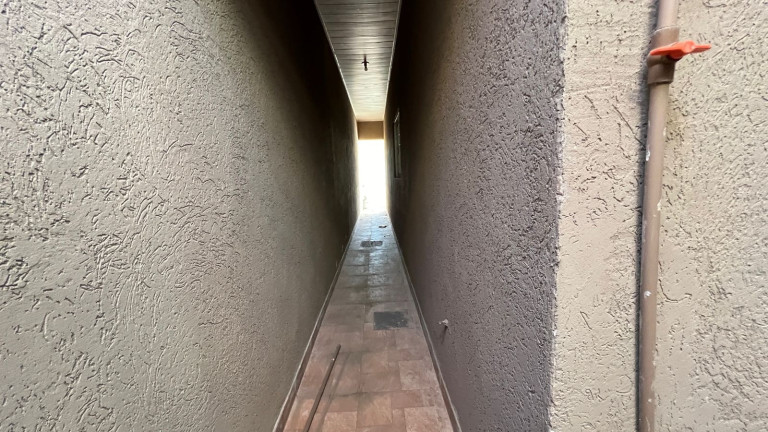 Imagem Casa com 3 Quartos à Venda, 140 m² em Recanto Das Emas - Brasília Imagem Casa com 3 Quartos à Venda, 140 m² em Recanto Das Emas - Brasília