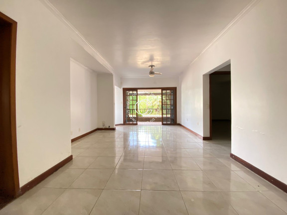 Imagem Casa com 4 Quartos à Venda, 478 m² em Camobi - Santa Maria Imagem Casa com 4 Quartos à Venda, 478 m² em Camobi - Santa Maria