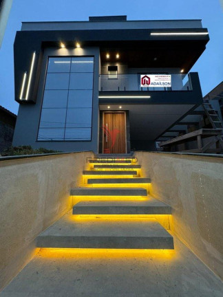 Imagem Casa com 3 Quartos à Venda, 177 m² em Canto - Florianópolis