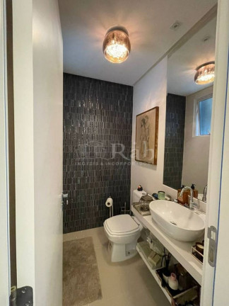 Imagem Apartamento com 3 Quartos à Venda, 133 m² em Centro - Balneário Camboriú Imagem Apartamento com 3 Quartos à Venda, 133 m² em Centro - Balneário Camboriú
