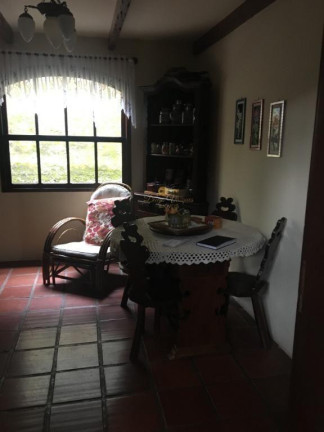Imagem Casa com 5 Quartos à Venda, 653 m² em Várzea - Teresópolis