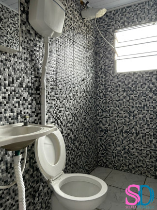 Imagem Casa com 6 Quartos à Venda, 100 m² em Centro - Ubatuba Imagem Casa com 6 Quartos à Venda, 100 m² em Centro - Ubatuba