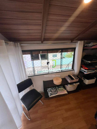 Imagem Casa com 3 Quartos à Venda, 264 m² em Espinheiros - Itajaí
