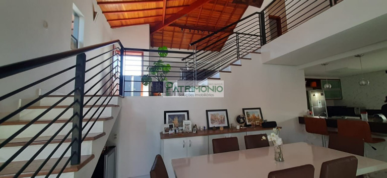 Imagem Casa com 3 Quartos à Venda, 243 m² em Estância Das Flores - Jaguariúna