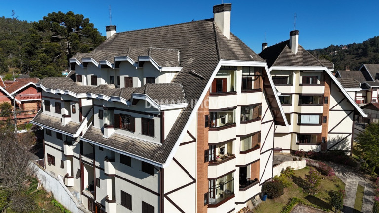 Imagem Imóvel com 4 Quartos à Venda, 168 m² em Região Do Jaguaribe - Campos Do Jordão Imagem Imóvel com 4 Quartos à Venda, 168 m² em Região Do Jaguaribe - Campos Do Jordão