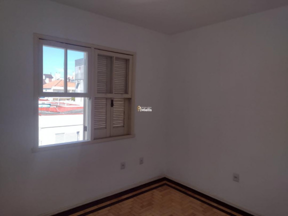 Imagem Imóvel com 2 Quartos à Venda, 70 m² em Menino Deus - Porto Alegre Imagem Imóvel com 2 Quartos à Venda, 70 m² em Menino Deus - Porto Alegre