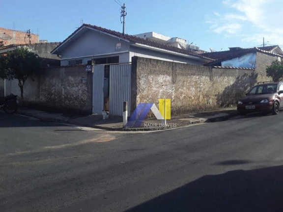 Casa com 3 Quartos à Venda, 130 m² em São João - Pouso Alegre
