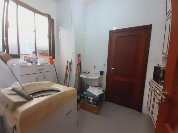 Imagem Casa com 4 Quartos à Venda, 266 m² em Gonzaga - Santos Imagem Casa com 4 Quartos à Venda, 266 m² em Gonzaga - Santos