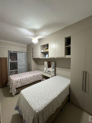 Imagem Casa com 3 Quartos à Venda, 125 m² em Caiçara - Praia Grande Imagem Casa com 3 Quartos à Venda, 125 m² em Caiçara - Praia Grande