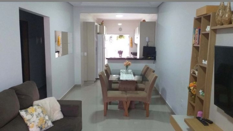Casa com 2 Quartos à Venda, 172 m² em Parque Estrela Dalva I - Luziânia