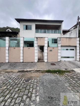 Casa de Condomínio com 4 Quartos à Venda, 400 m² em Taquara - Rio De Janeiro