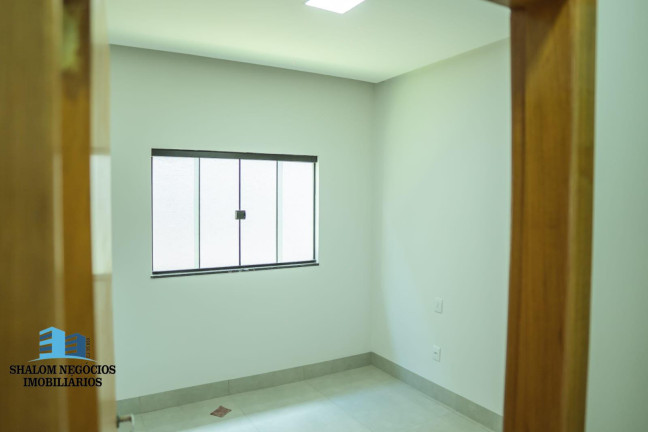 Imagem Casa com 3 Quartos à Venda, 127 m² em Goiânia