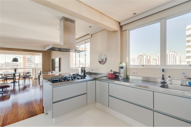Imagem Imóvel com 3 Quartos à Venda, 271 m² em Moema - São Paulo