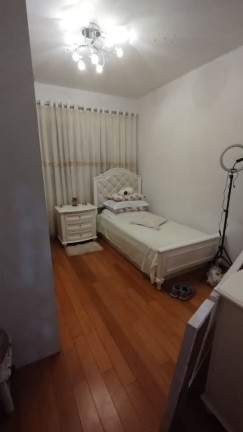 Imagem Casa com 3 Quartos à Venda, 240 m² em Cajuru - Curitiba Imagem Casa com 3 Quartos à Venda, 240 m² em Cajuru - Curitiba