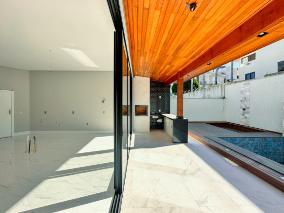 Imagem Casa com 3 Quartos à Venda, 468 m² em Pedra Branca - Palhoça Imagem Casa com 3 Quartos à Venda, 468 m² em Pedra Branca - Palhoça