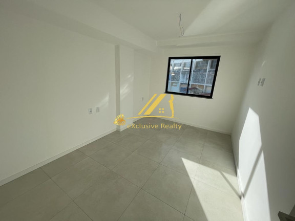 Imagem Imóvel com 1 Quarto à Venda, 47 m² em Ondina - Salvador Imagem Imóvel com 1 Quarto à Venda, 47 m² em Ondina - Salvador