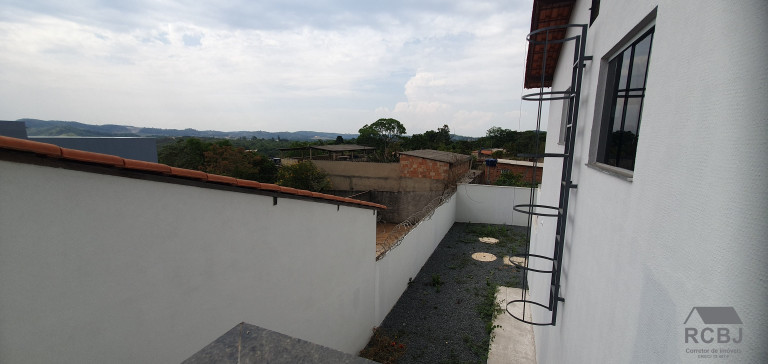 Imagem Sobrado com 3 Quartos à Venda,  em Melo Viana - Esmeraldas