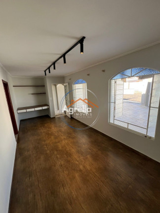 Imagem Casa com 3 Quartos à Venda, 160 m² em Rua Nelson Correia Brioso - Mogi Mirim Imagem Casa com 3 Quartos à Venda, 160 m² em Rua Nelson Correia Brioso - Mogi Mirim