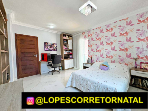 Casa com 5 Quartos à Venda, 342 m² em Pium (distrito Litoral) - Parnamirim