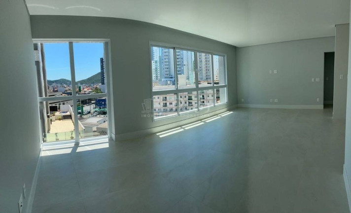 Apartamento com 4 Quartos à Venda, 132 m² em Centro - Balneário Camboriú