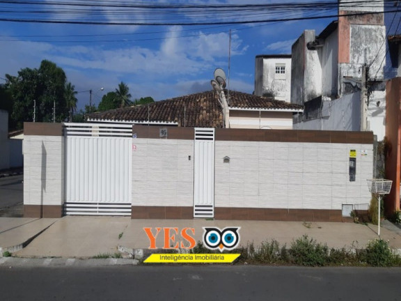 Casa com 4 Quartos à Venda, 375 m² em Santa Mônica - Feira De Santana