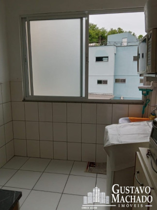 Imagem Imóvel com 3 Quartos à Venda, 40 m² em Laranjal - Volta Redonda