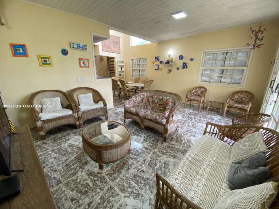 Imagem Casa com 4 Quartos à Venda, 140 m² em Tartaruga - Armação Dos Búzios Imagem Casa com 4 Quartos à Venda, 140 m² em Tartaruga - Armação Dos Búzios