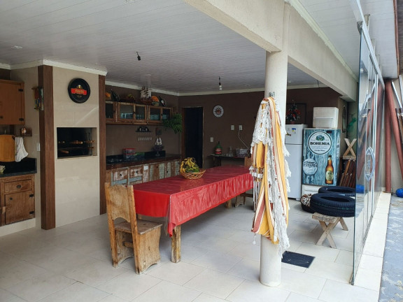Casa com 3 Quartos à Venda, 277 m² em Jardim Amélia - Pinhais