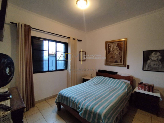 Imagem Sobrado com 4 Quartos à Venda, 420 m² em Centro - Botucatu