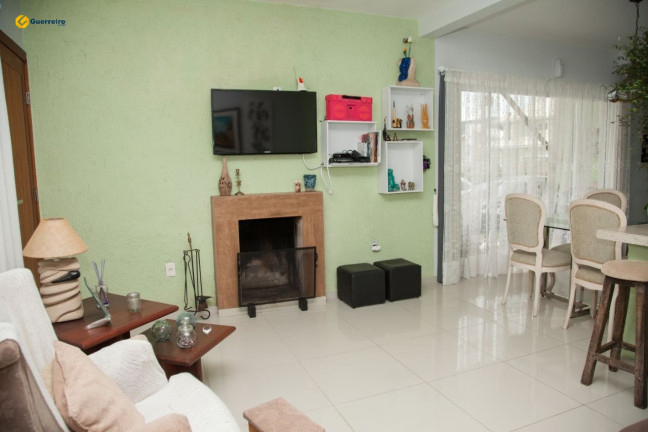 Casa com 3 Quartos à Venda, 201 m² em Carianos - Florianópolis