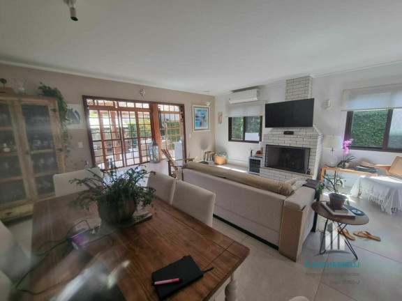 Imagem Casa com 3 Quartos à Venda, 259 m² em Centro - Santana De Parnaíba Imagem Casa com 3 Quartos à Venda, 259 m² em Centro - Santana De Parnaíba