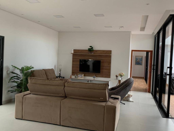 Imagem Casa com 4 Quartos à Venda, 310 m² em Barreiro - Araçoiaba Da Serra