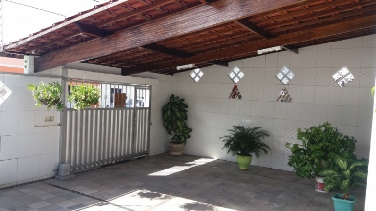 Imagem Casa com 3 Quartos à Venda, 180 m² em Nova Parnamirim - Parnamirim